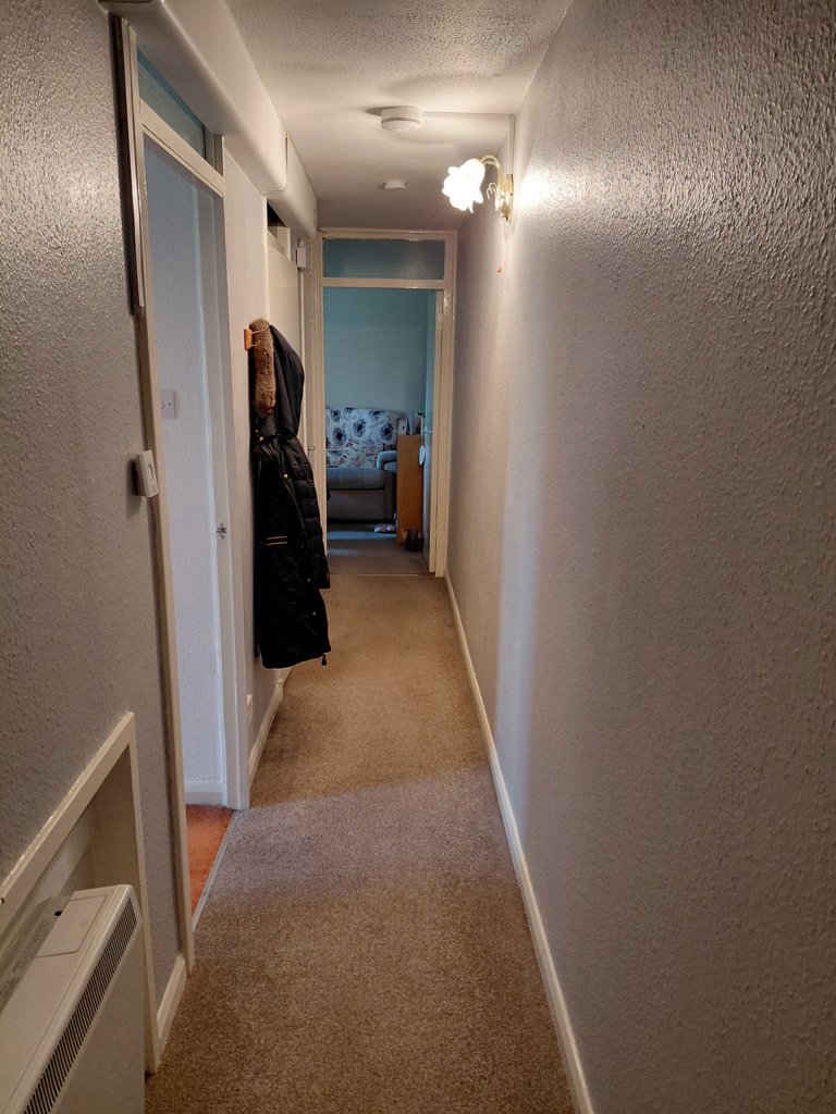 Photo 3 of Uxbridge property