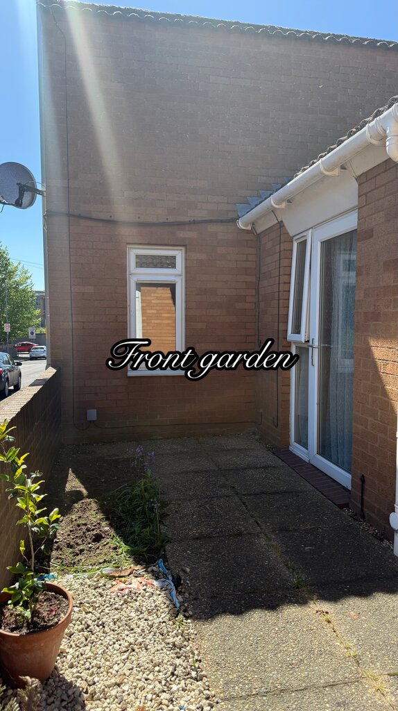 Photo 2 of Norwich property