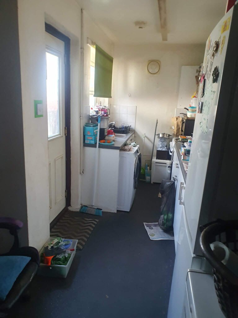 Photo 5 of Coventry property