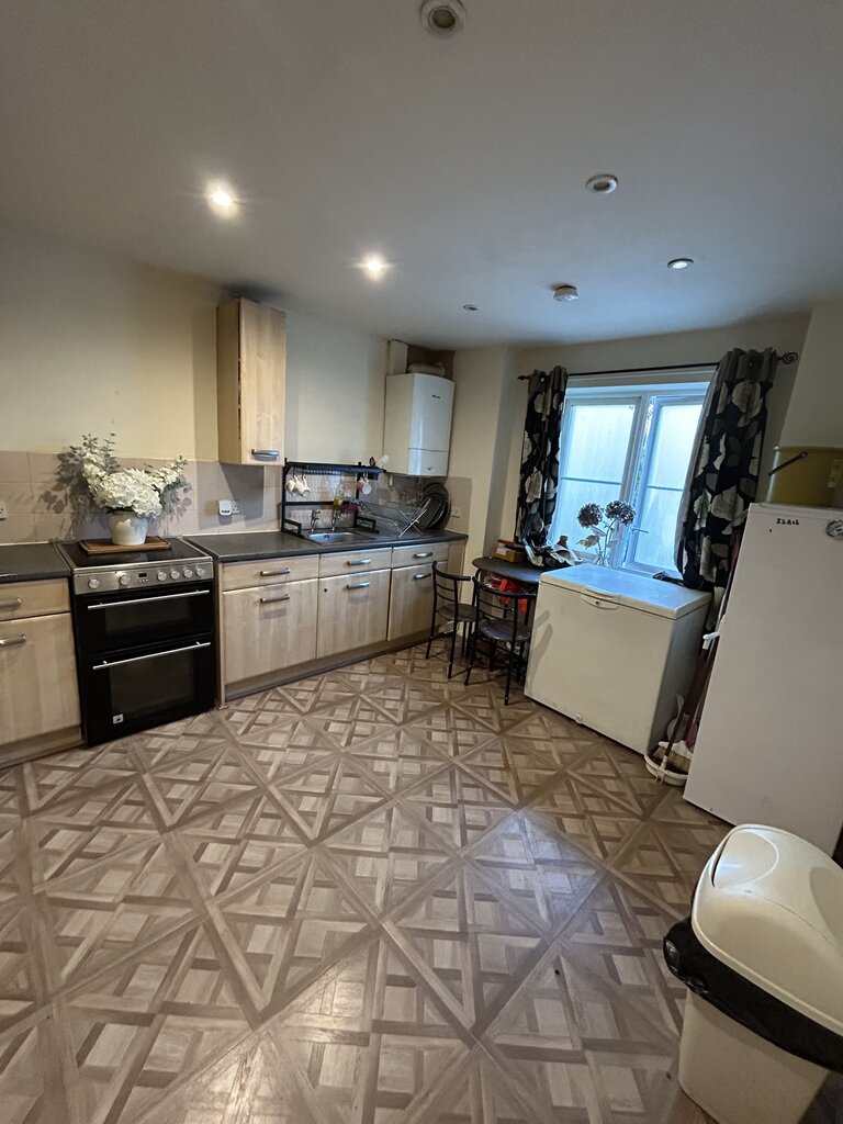 Photo 3 of Birmingham property