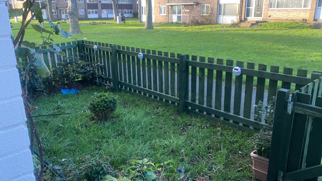 Photo 2 of Dewsbury property