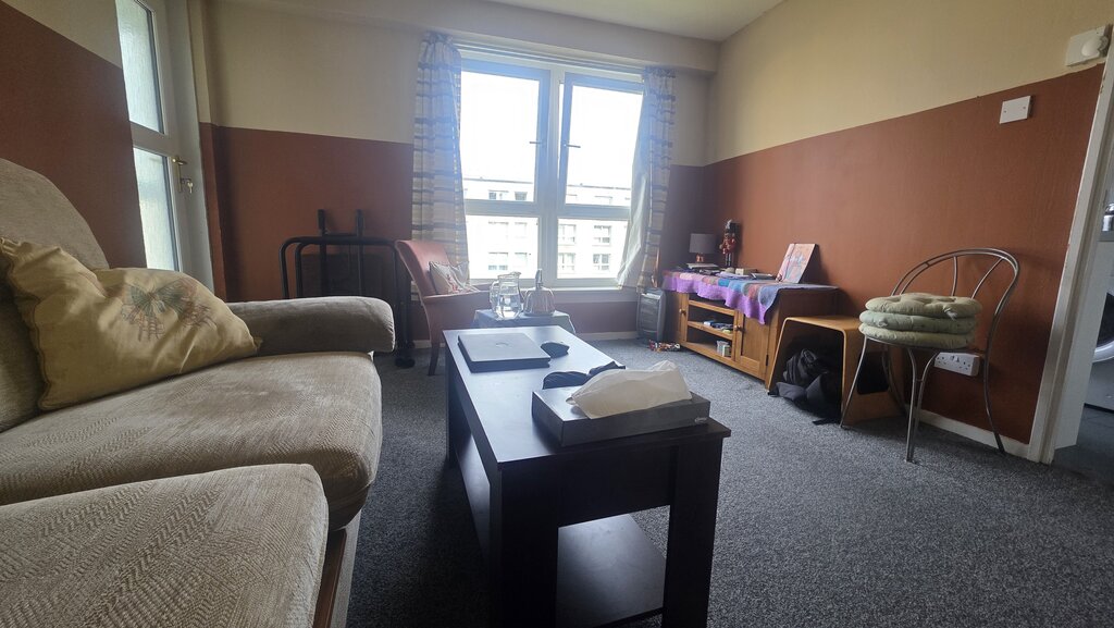 Photo 2 of Glasgow property