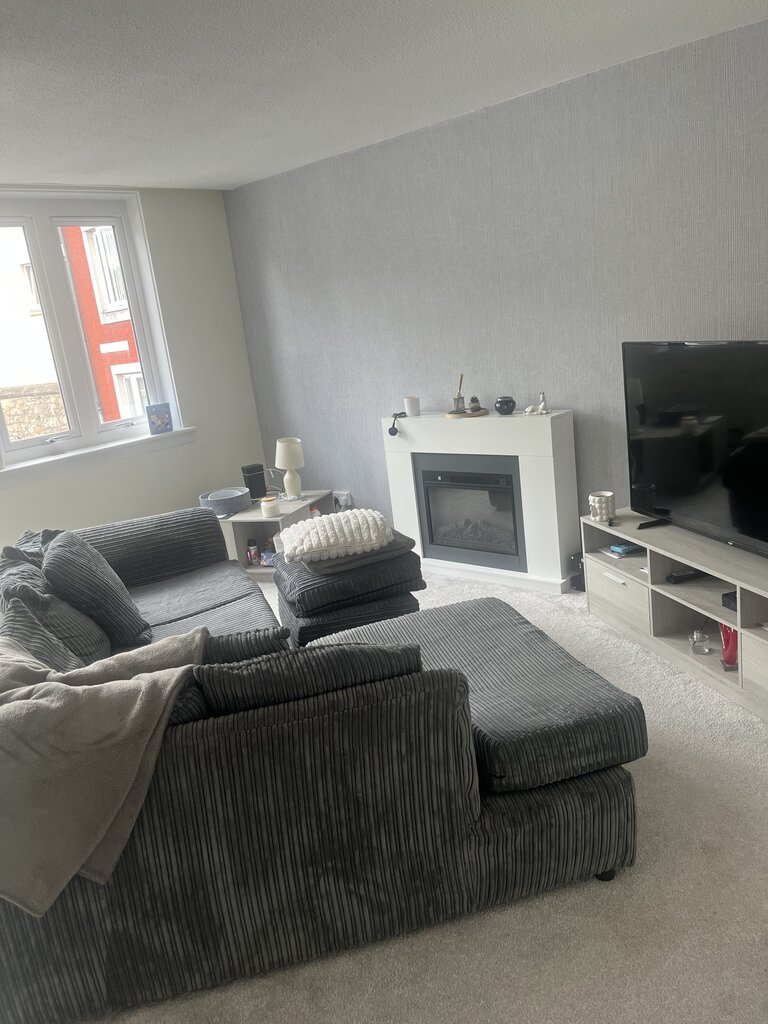 Photo 2 of Edinburgh property