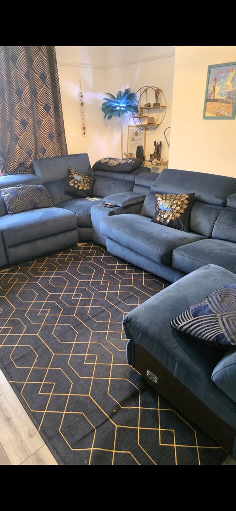Photo 3 of Bromley property
