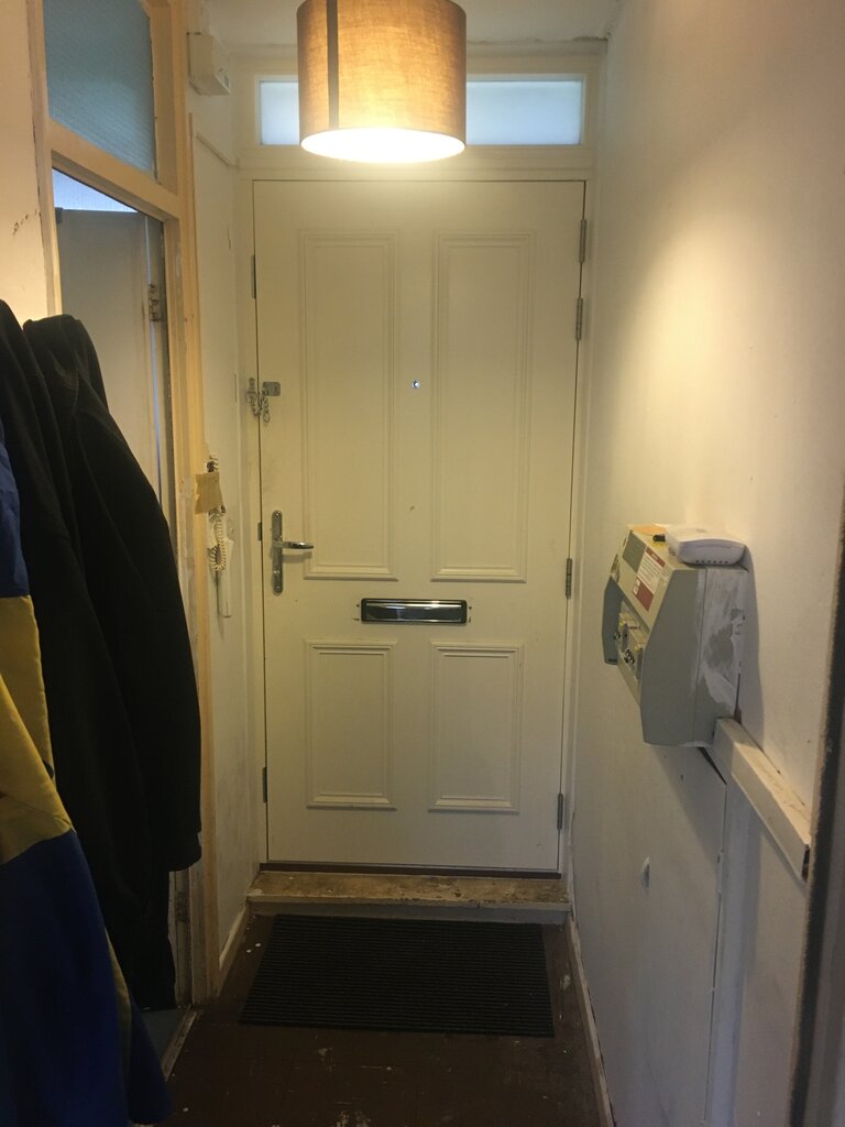 Photo 5 of London property