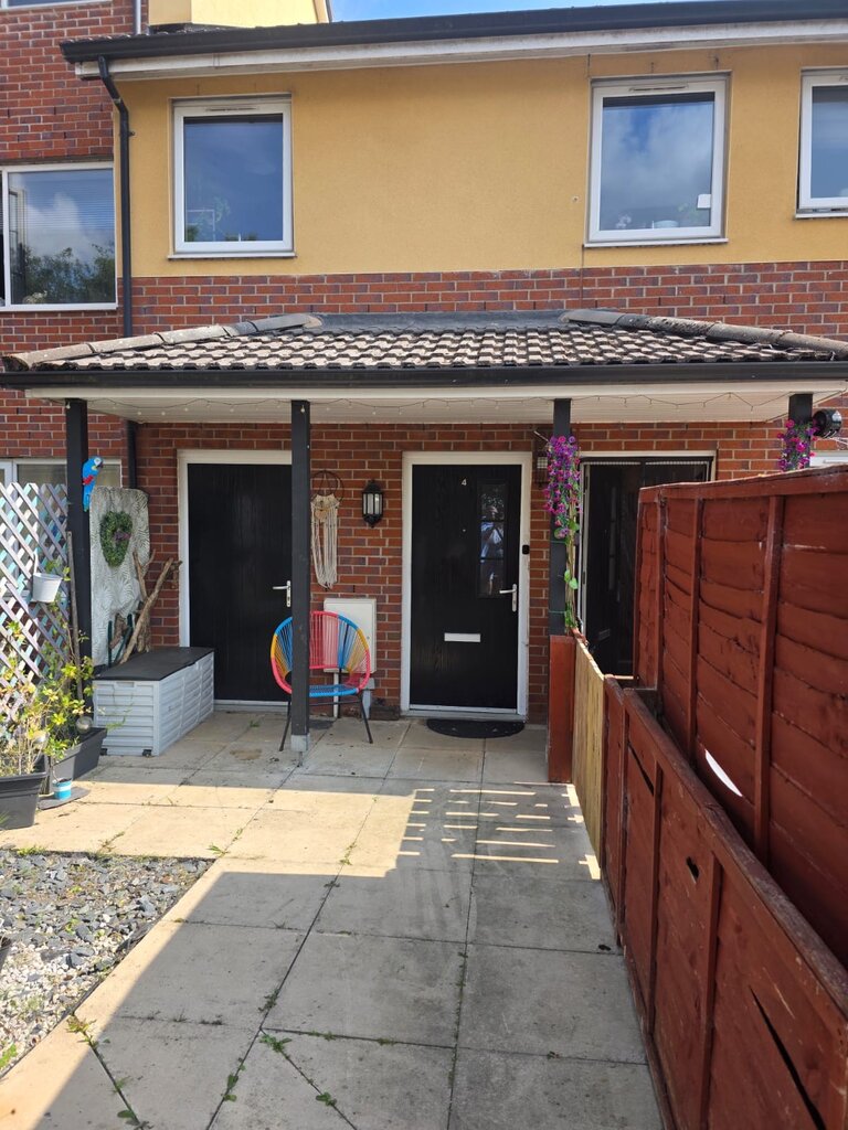 Photo 1 of Stalybridge property