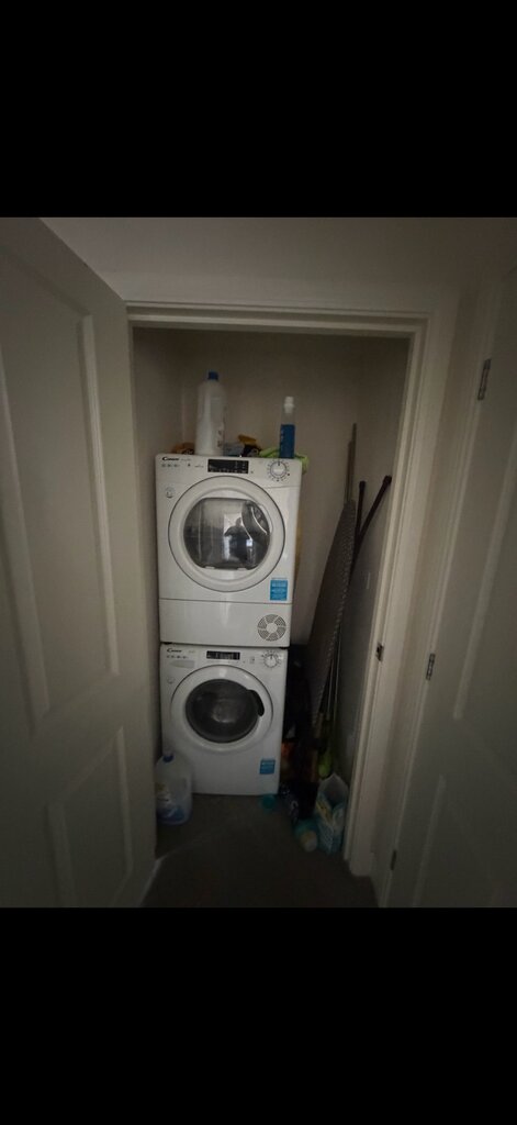 Photo 2 of Dewsbury property