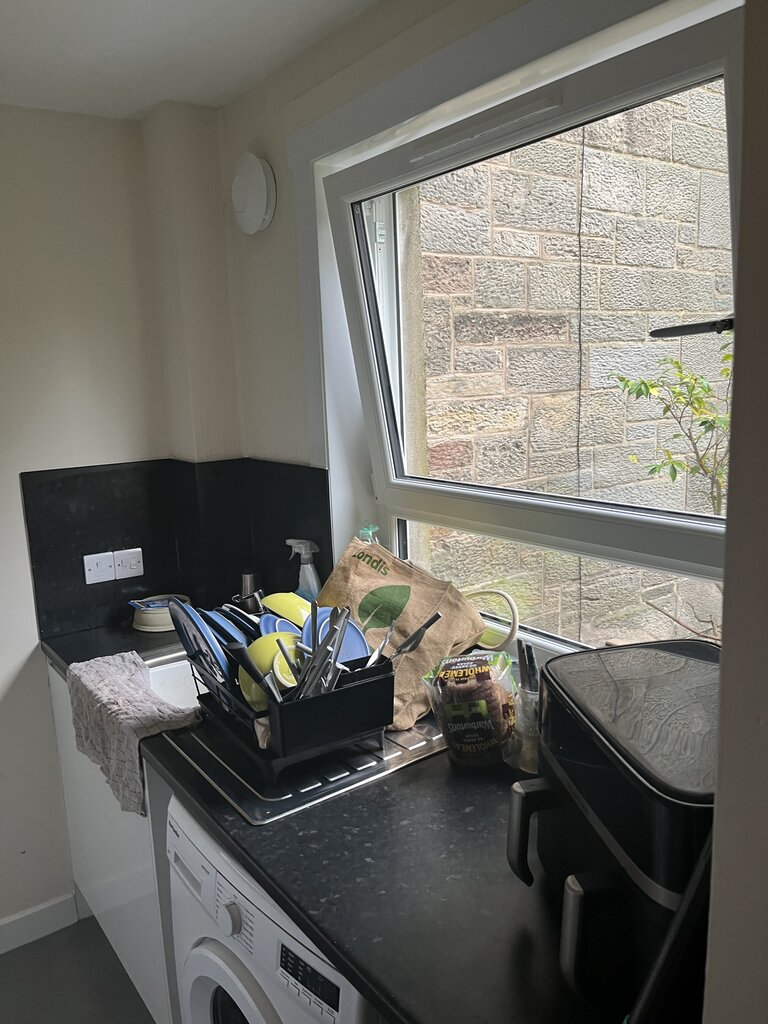 Photo 5 of Edinburgh property