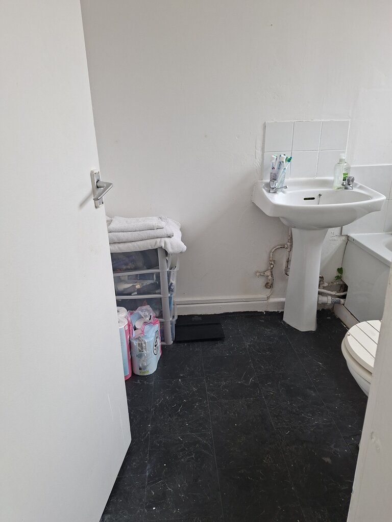 Photo 4 of Birmingham property