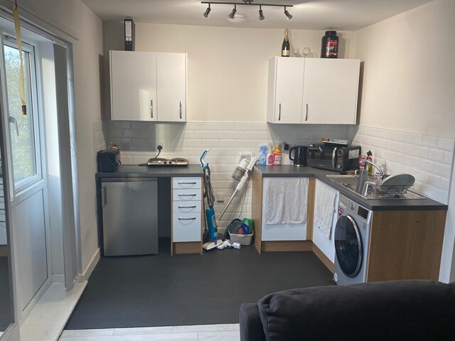Photo 4 of Bury property