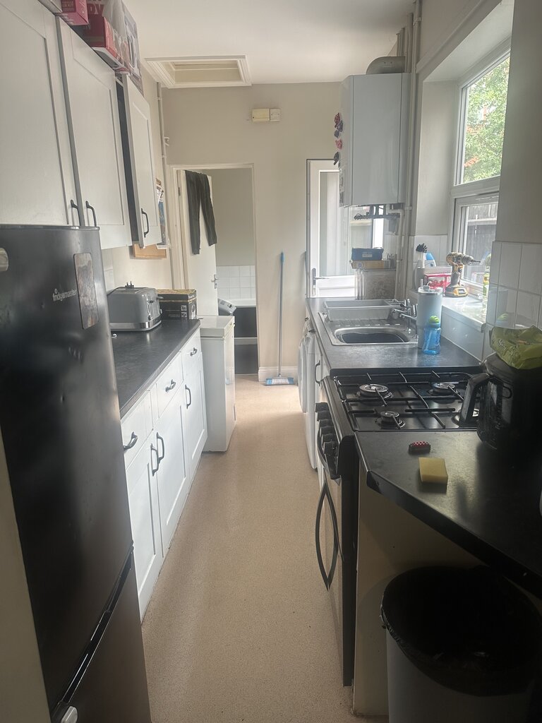 Photo 10 of Coventry property