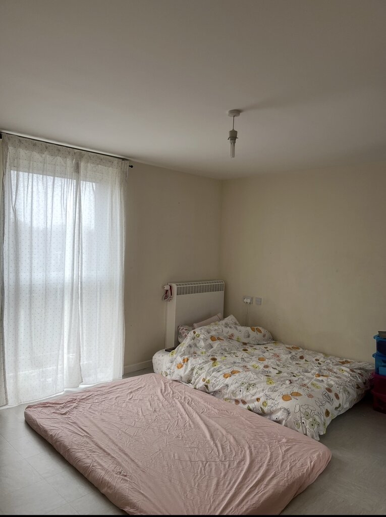 Photo 2 of London property