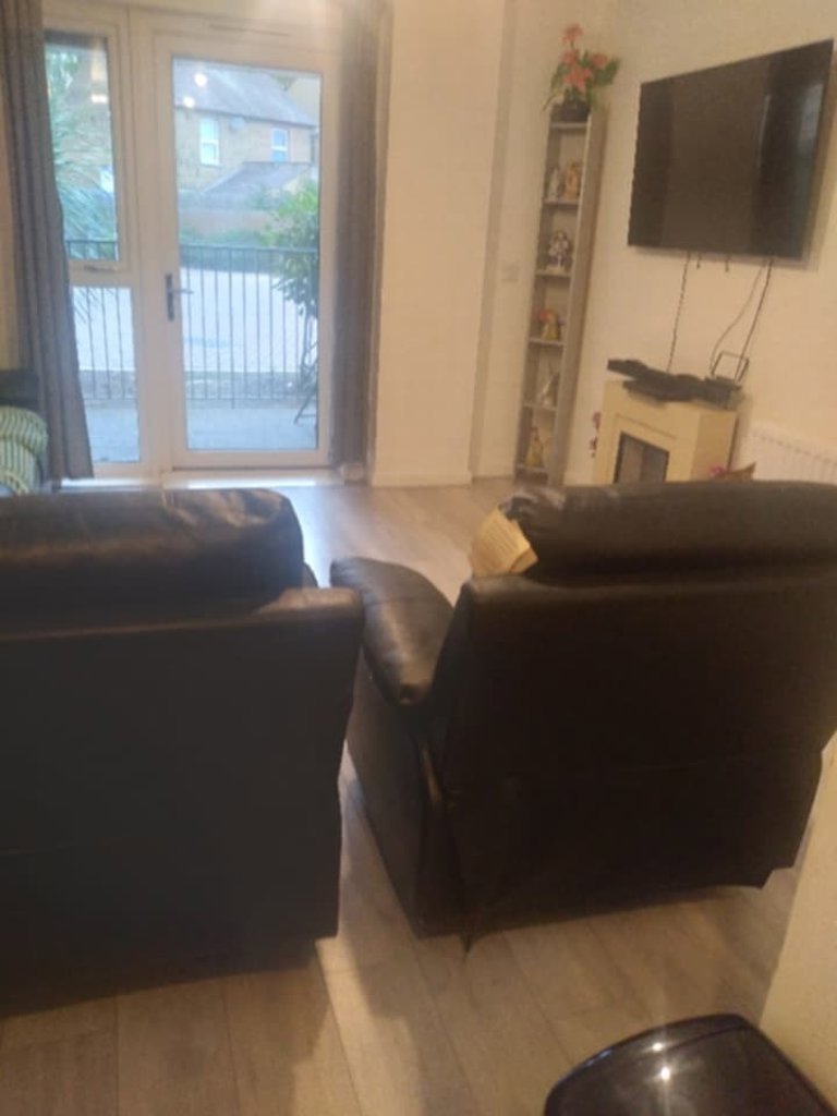 Photo 4 of New Malden property