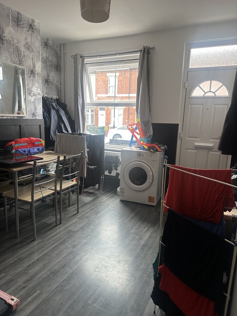 Photo 4 of Coventry property
