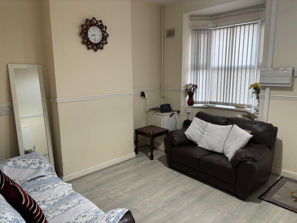 Photo 2 of B property