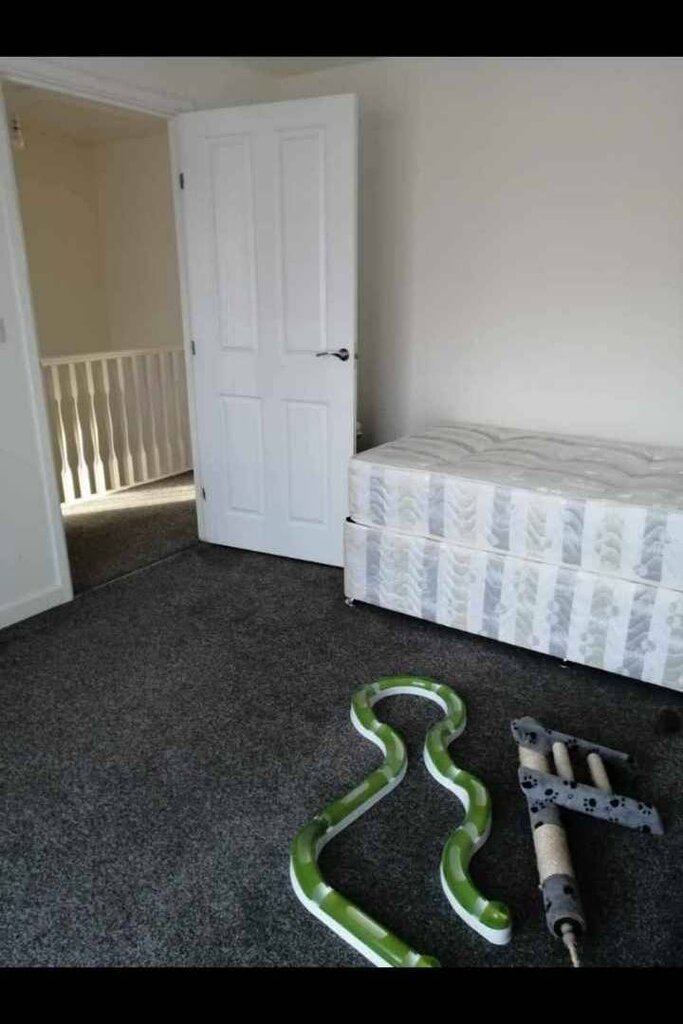 Photo 3 of Askern property