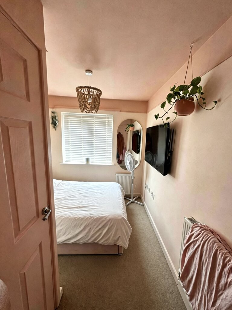 Photo 1 of Southampton property
