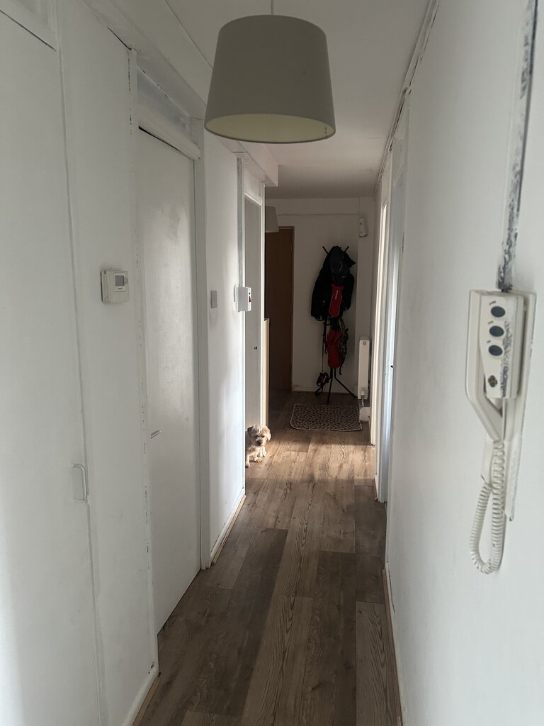 Photo 3 of Salford property