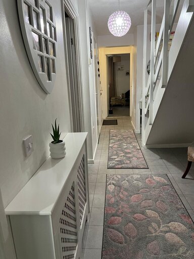 4 bed house