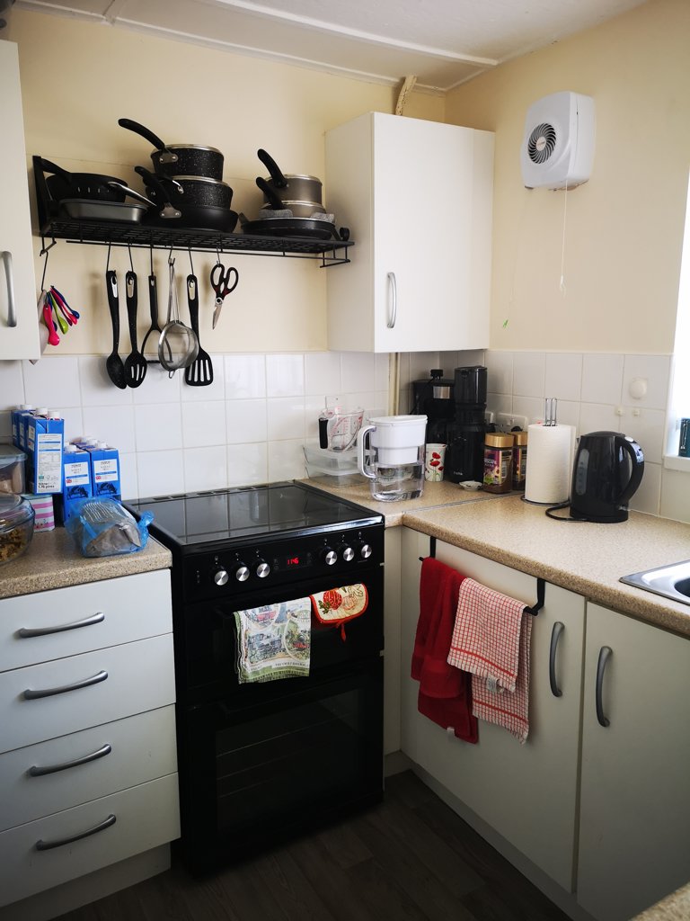 Photo 3 of Basildon property