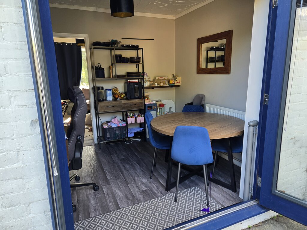 Photo 2 of Hemel Hempstead property