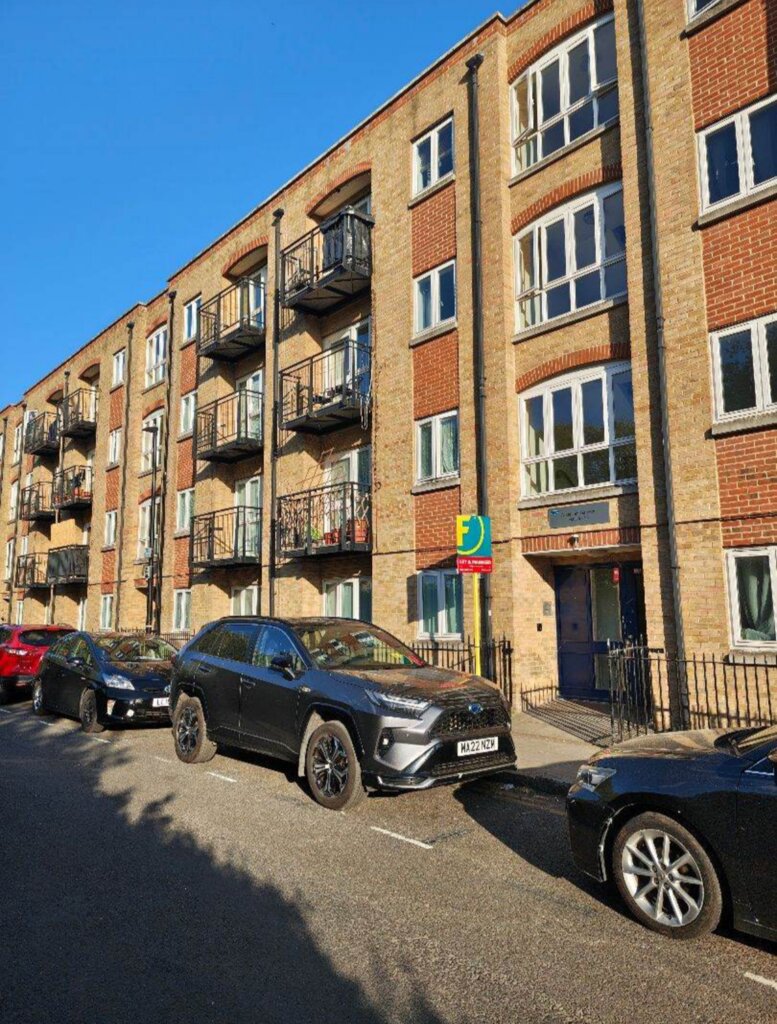 Photo 1 of London property