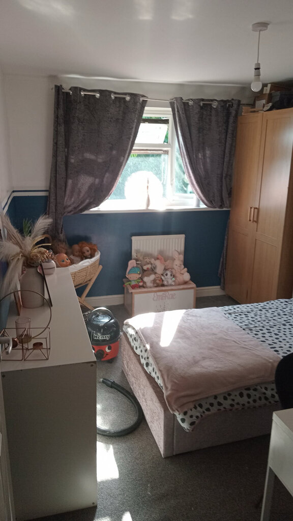 Photo 3 of Dewsbury Moor property