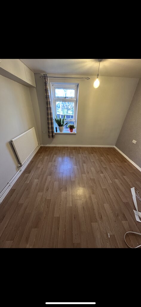 Photo 5 of Leeds property