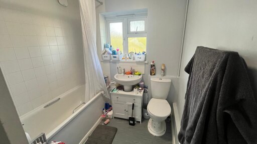 3 bed house