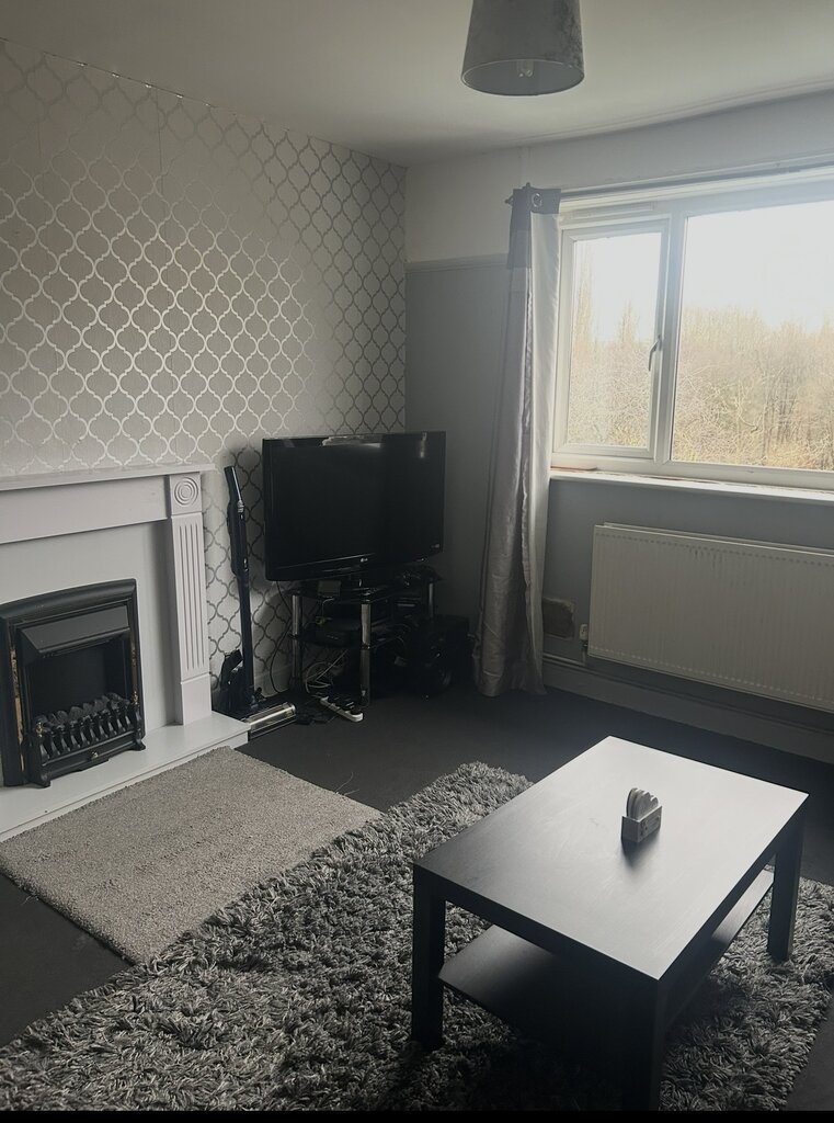 Photo 2 of Manchester property