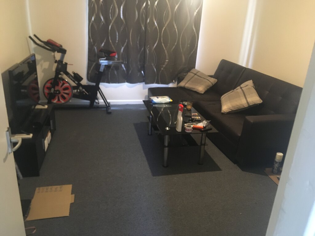 Photo 4 of Leigh property