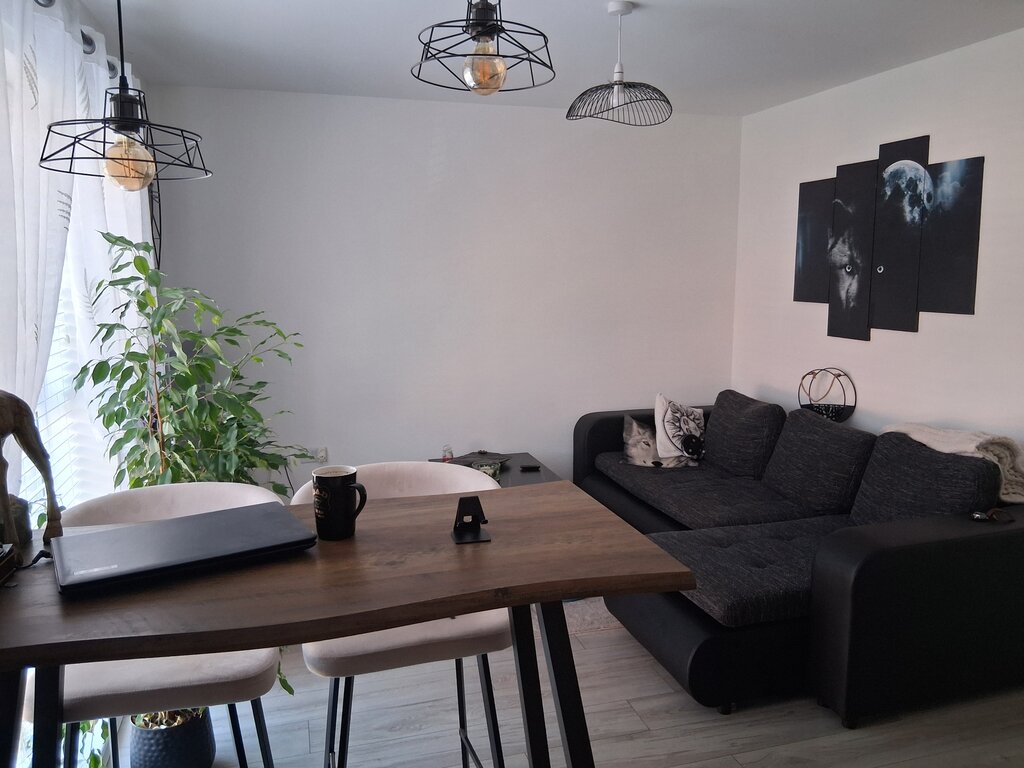 Photo 5 of Ashby-De-La-Zouch property