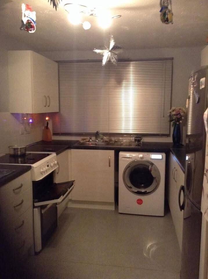 Photo 3 of Basildon property