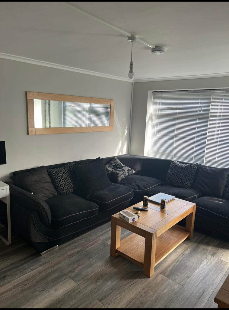 Photo 5 of Welling property