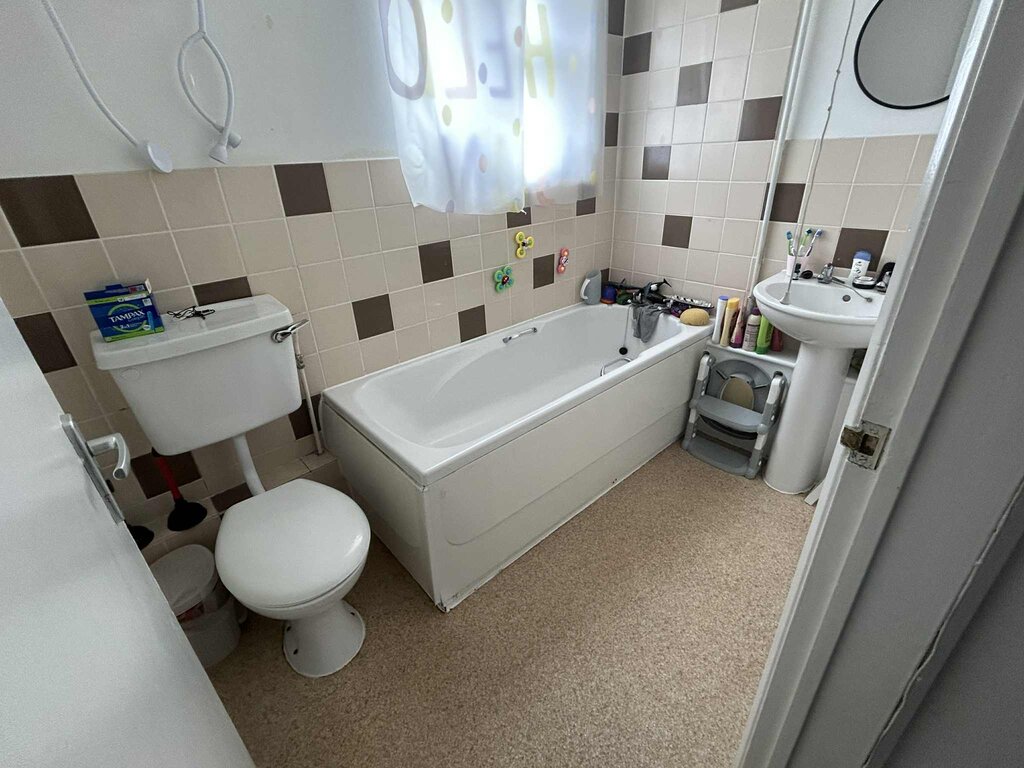 Photo 4 of Braintree property