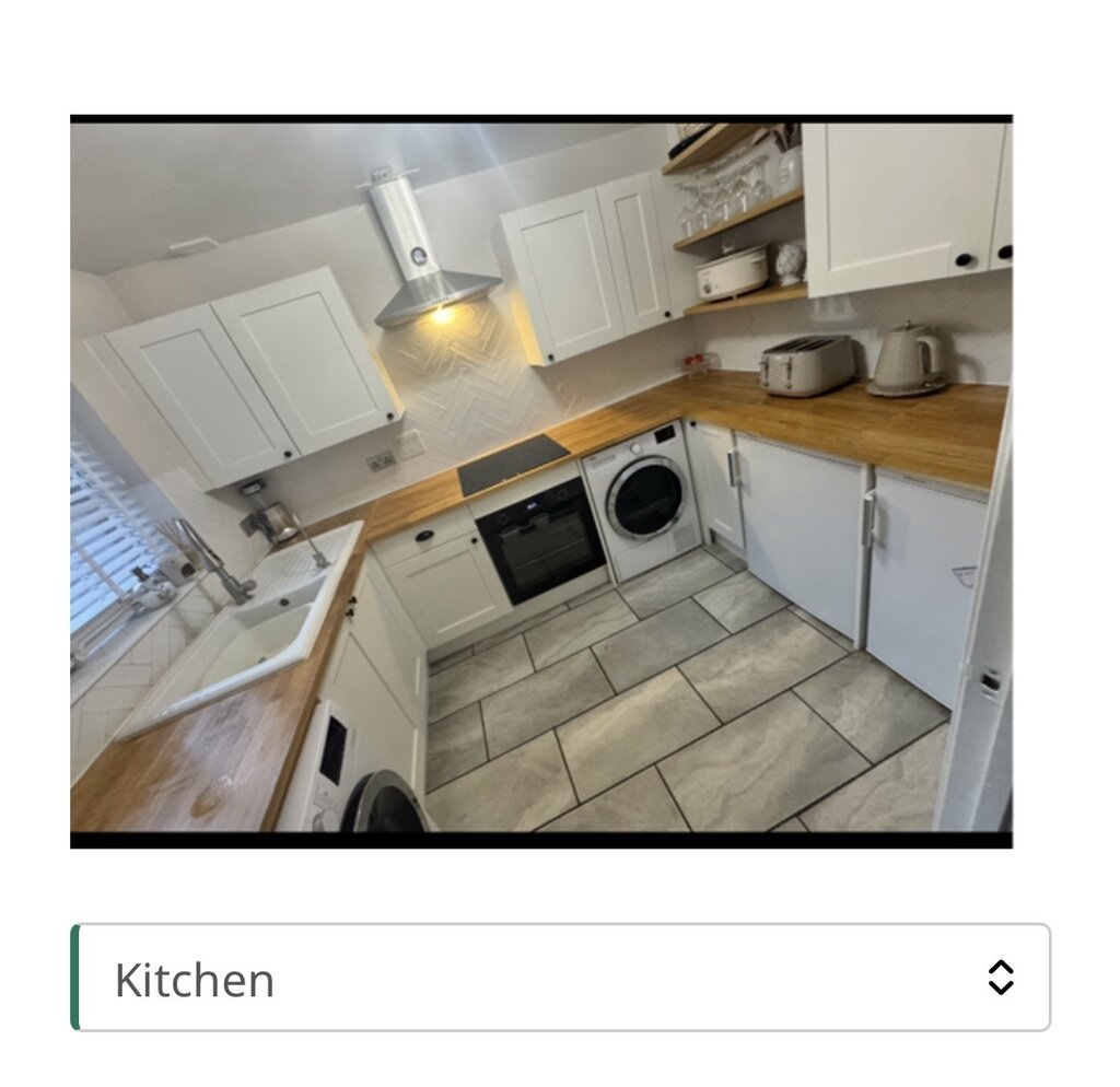 Photo 2 of Farnborough property