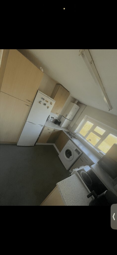 Photo 1 of Elsteee property