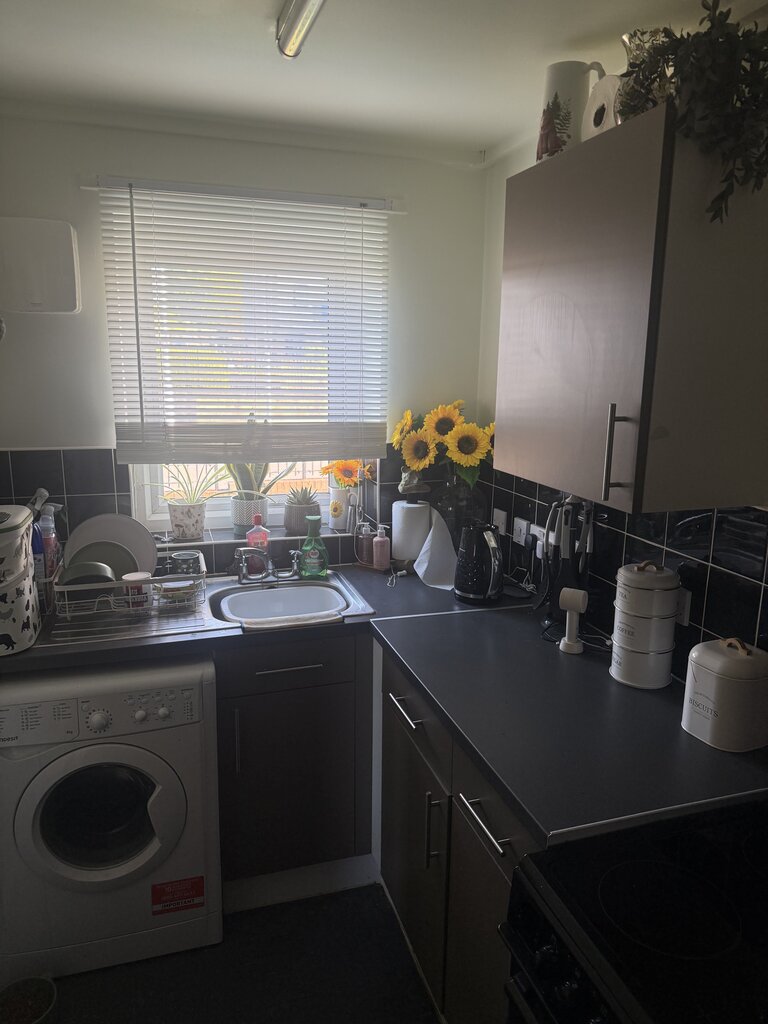Photo 3 of Leeds property