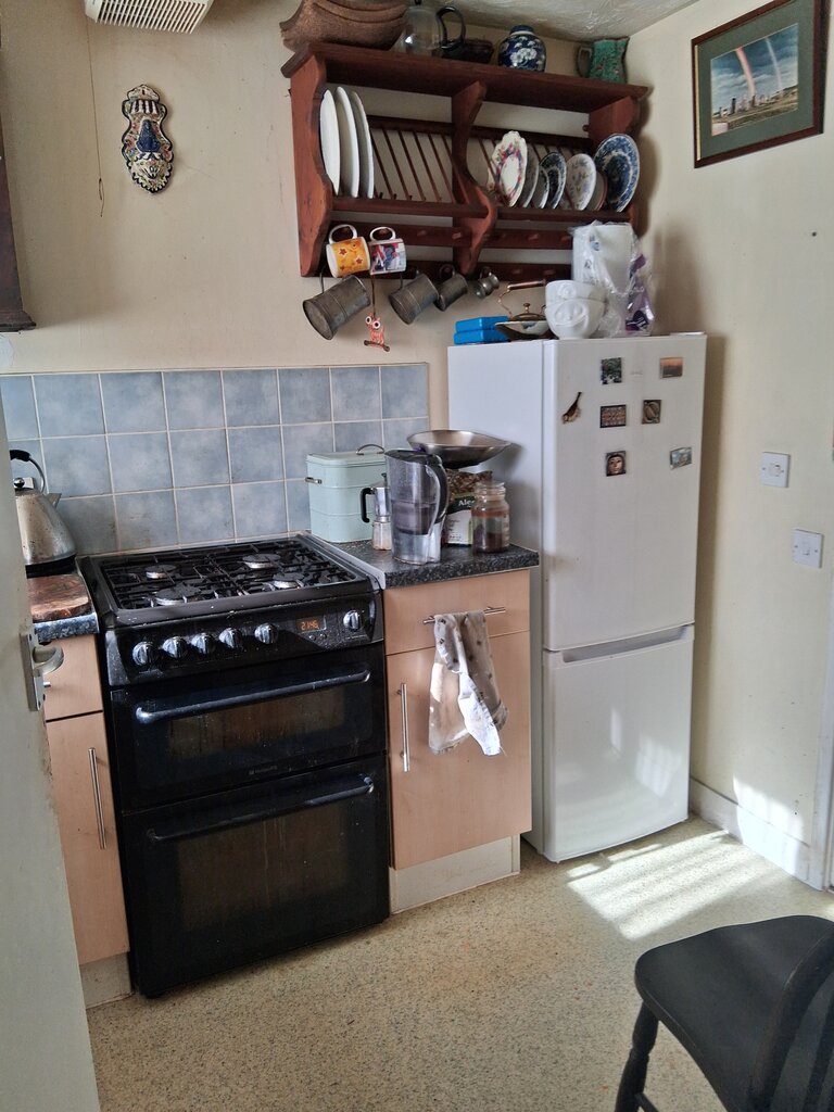Photo 4 of Chard property