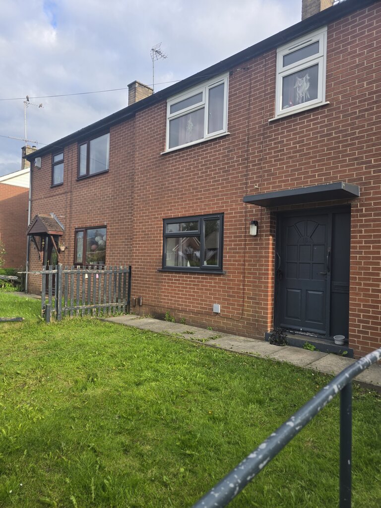 Photo 4 of Leeds property