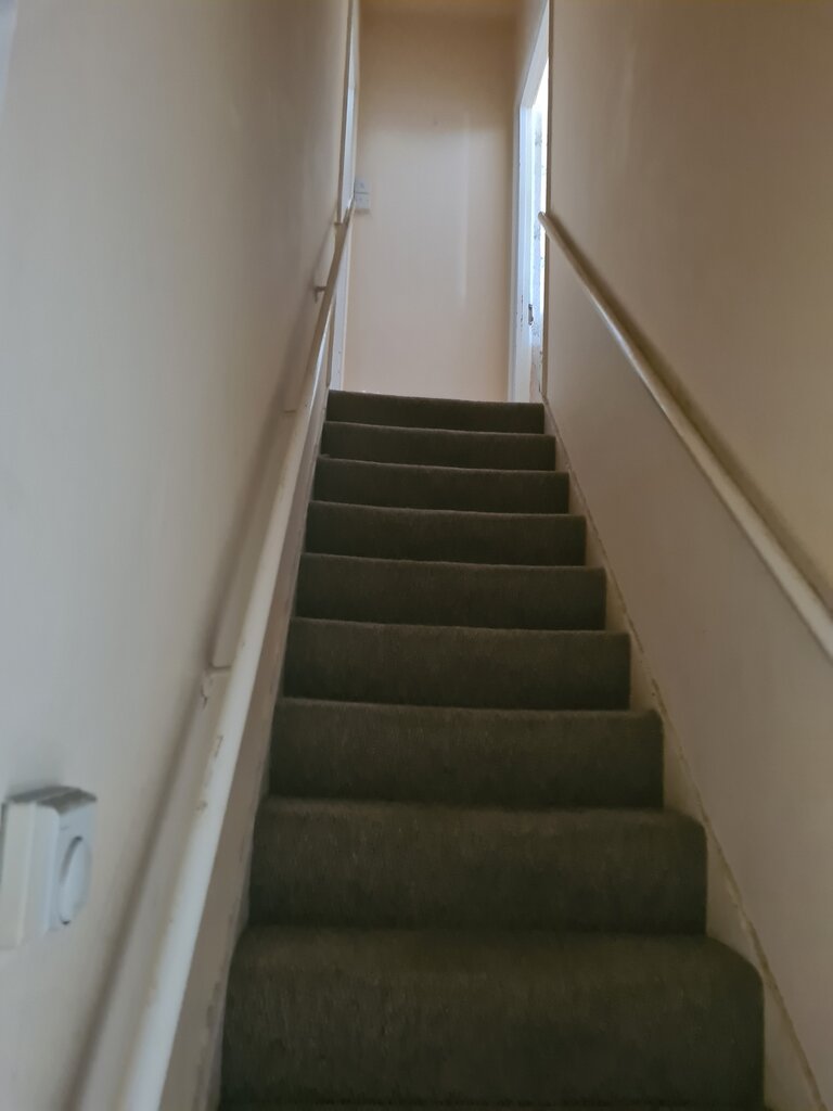 Photo 11 of Bromley property