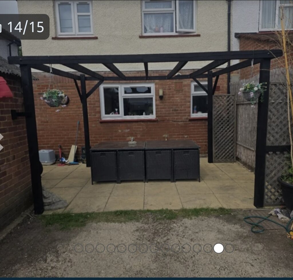Photo 4 of Windsor property