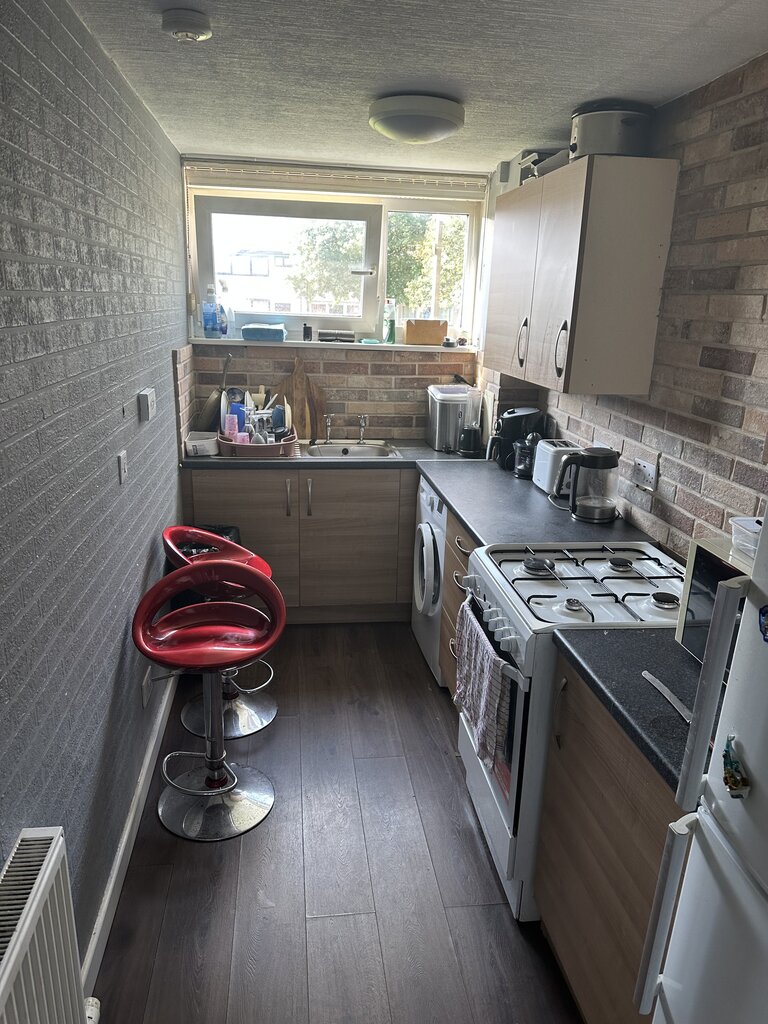 Photo 2 of Edinburgh property
