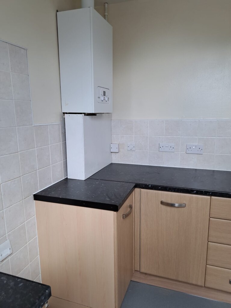 Photo 4 of Rushden property