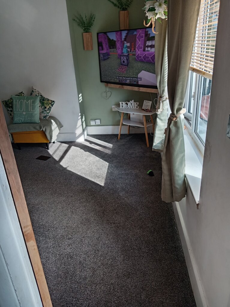 Photo 1 of Hinckley property