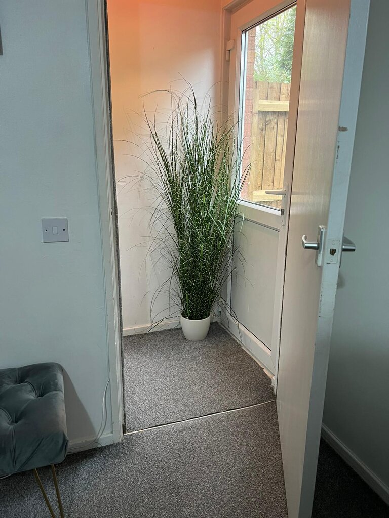 Photo 2 of Peterborough property