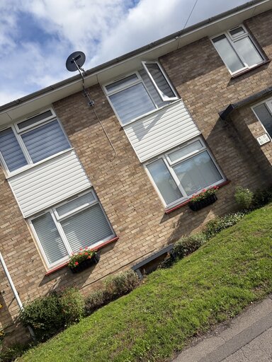 2 bed floor 1 apartment/flat