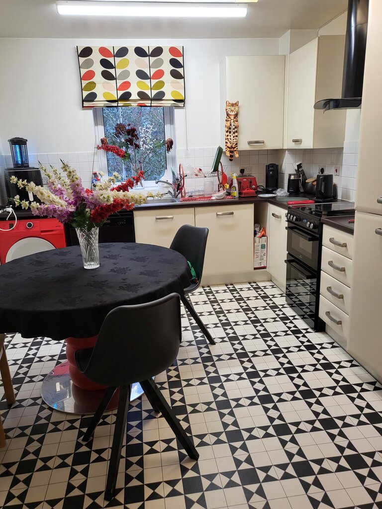 Photo 1 of London property