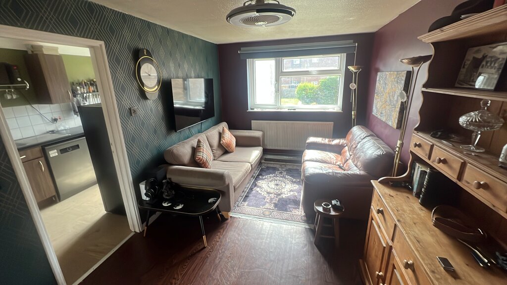 Photo 2 of Kettering property