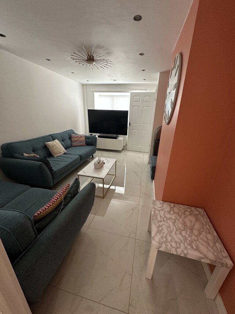 Photo 2 of Liverpool property
